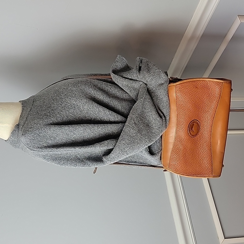 DOONEY & BOURKE VTG Tan Pebbled All Weather Leather Retro Shoulder Crossbody Bag